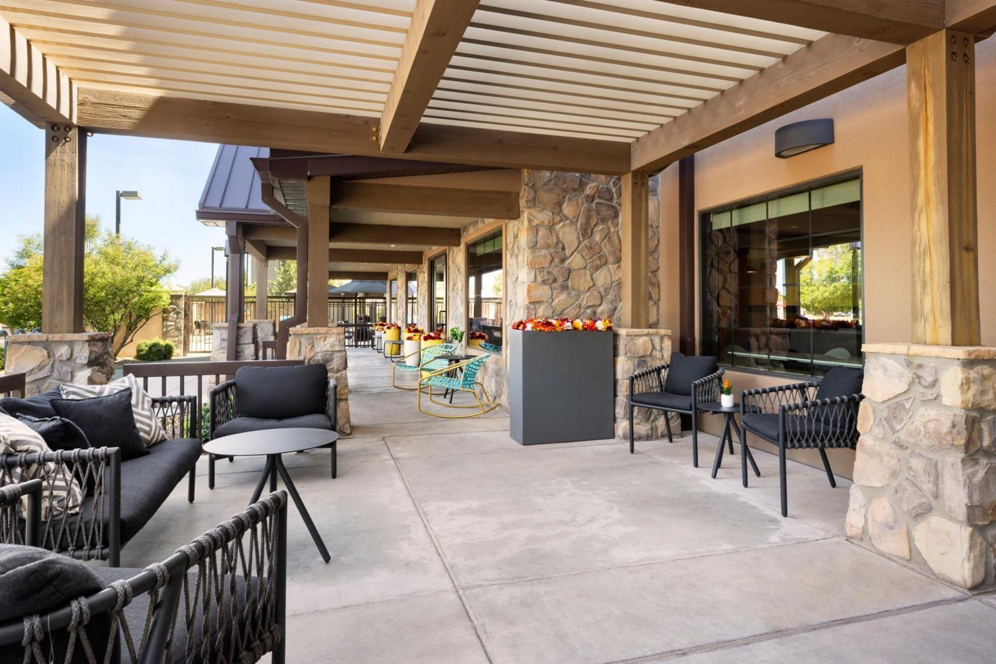 Towneplace Suites By Marriott Roswell Exterior photo